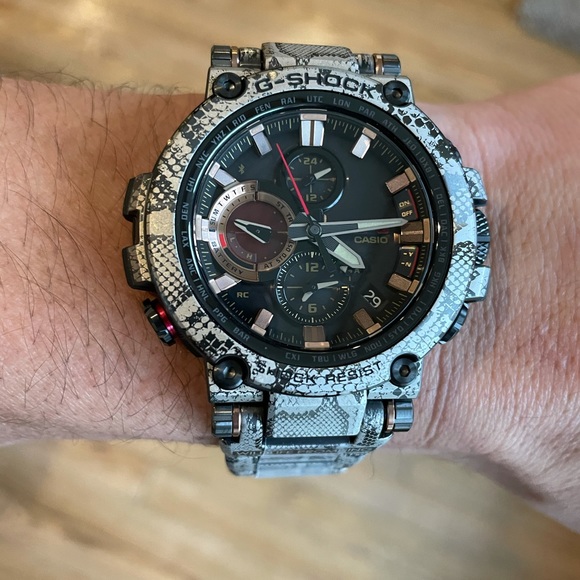 Gshock snake skin watch - Picture 7 of 11